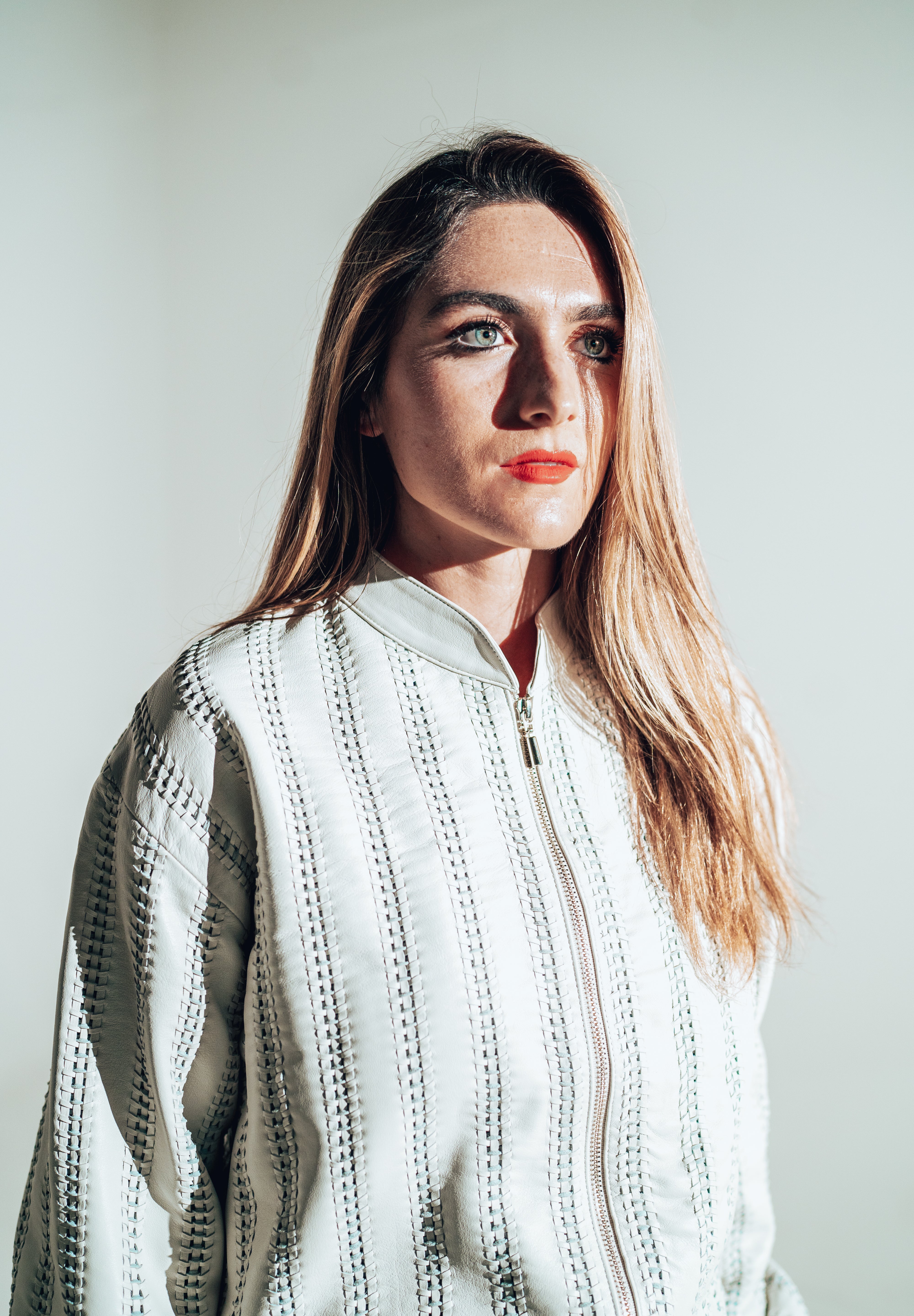 Chamarra bomber tejida blanca piel Atrio