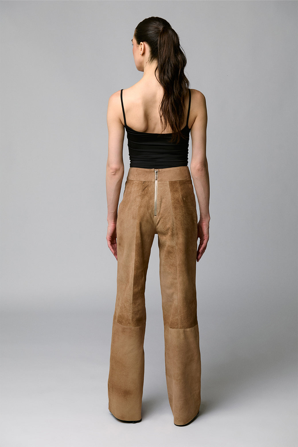AtrioLookbook115PANTALONELENA_2ae65980-22f1-4208-9306-c14cfe2c8c21.jpg