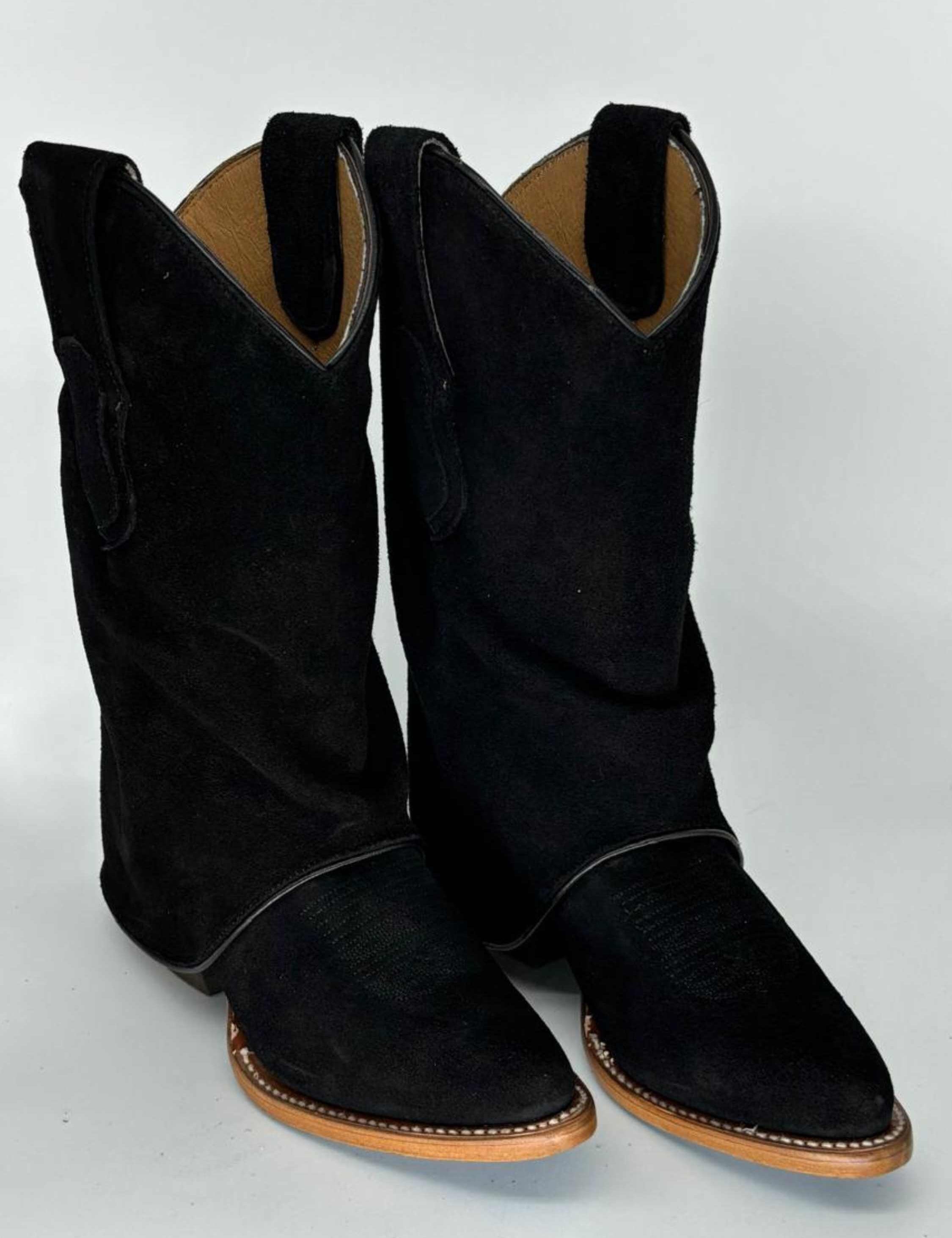 Bota_Polaina_gamuza_negra_Piel_Atrio_3.jpg