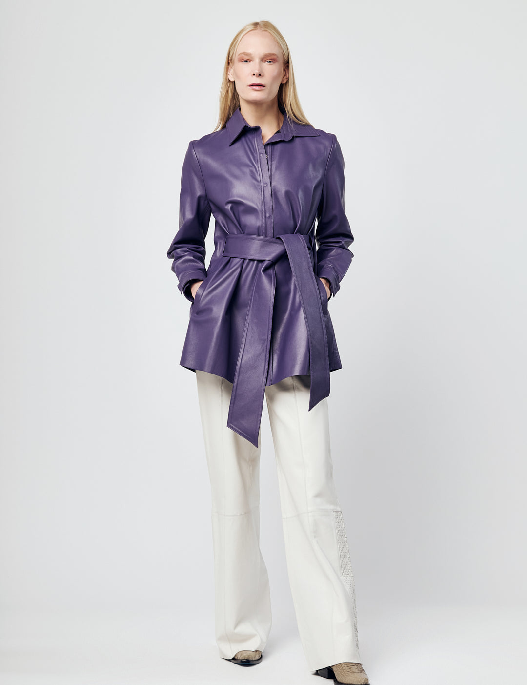 Camisola Herrera morada de piel atrio 