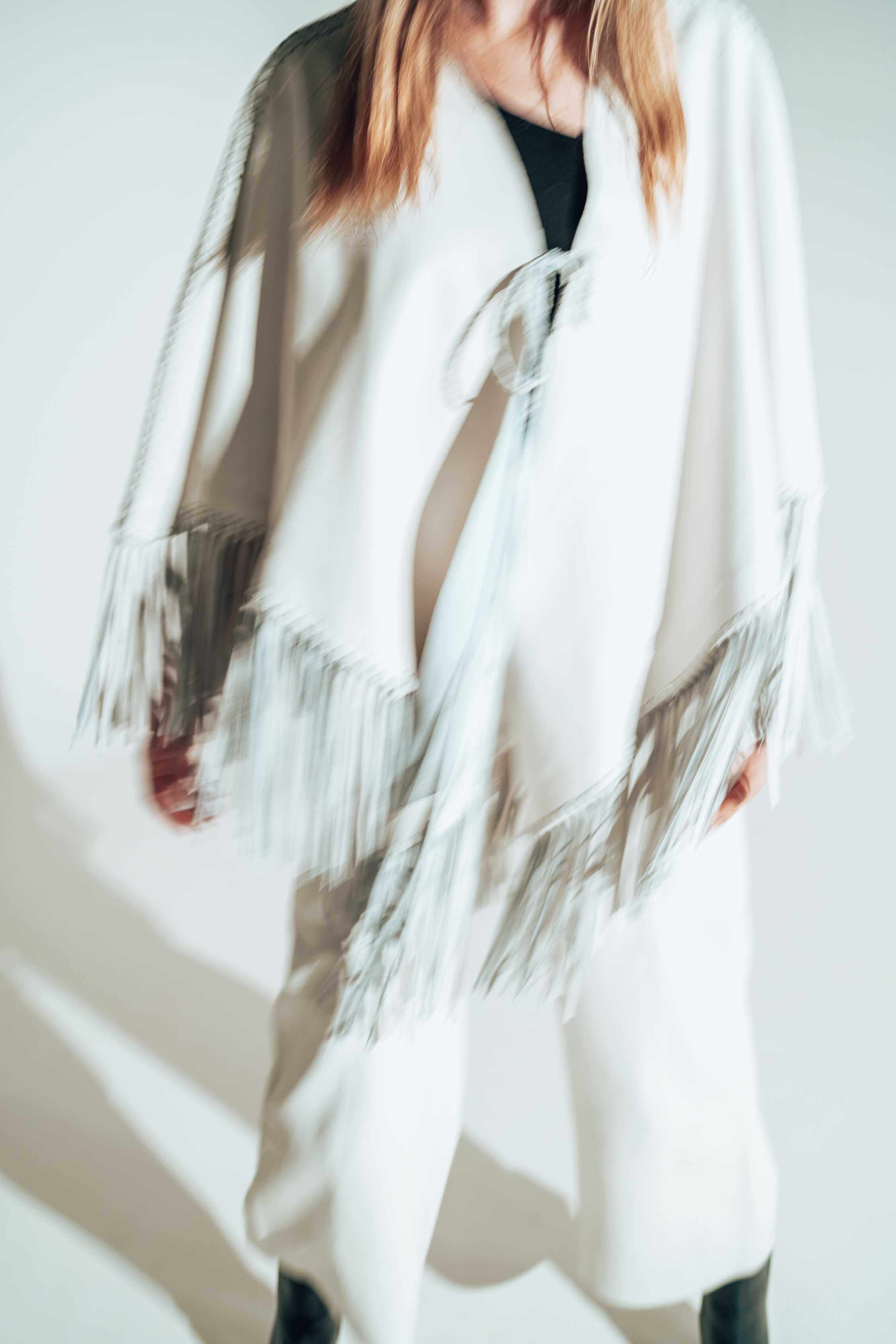 Maria Perla White Knitted Cape