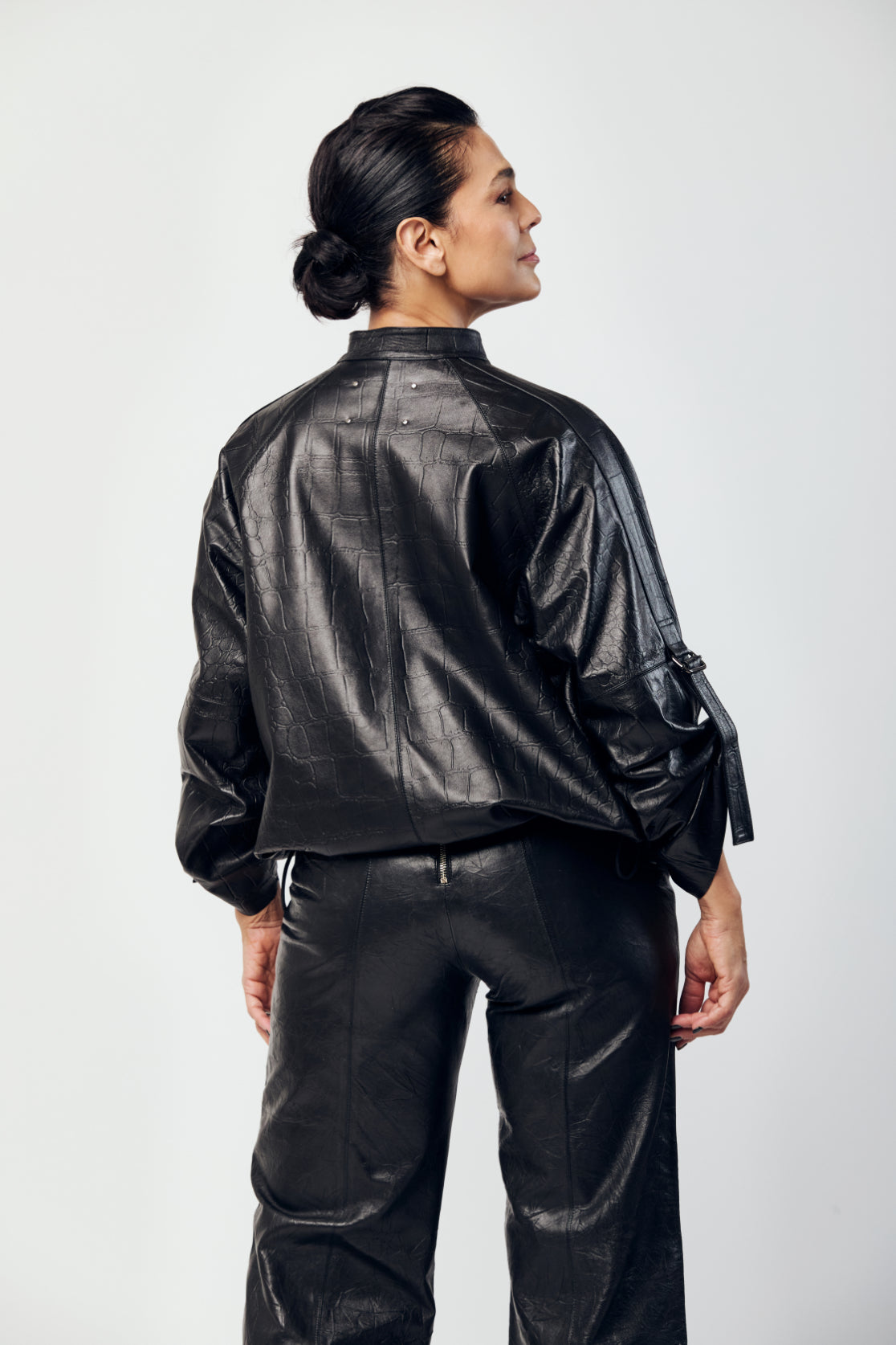 Chamarra Jogger Negro Coco