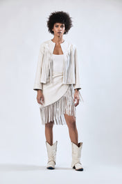Falda Aurora y Chamarra Leonor y Botas Polanas Perla blanco
